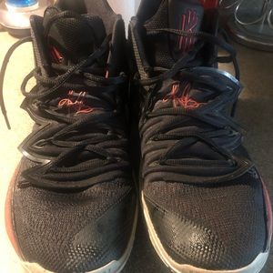 Kyrie 5 Nike shoes